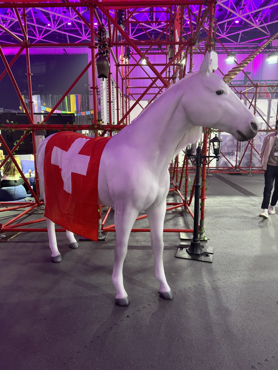 MadeMeThink_xyz's tweet photo. Second day at the #StartSummit. I got some good impulses that made me think 🤔 More on this in my next article. Meanwhile, here are a few impressions from the second conference day 🦄 

#Start24 #StartGlobal #StartSummit24 https://t.co/0Xogpyzp7B