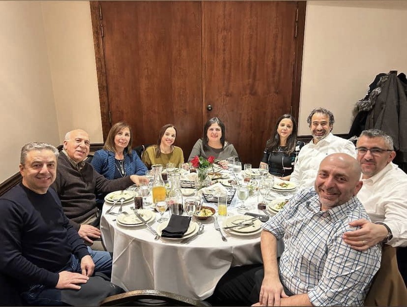 The New England Chapter had a successful iftar at Byblos on March 17. Members reconnected to enjoy a great feast, reminisce about their AUB days, and raise over $5,000 for Al Jar Lil Jar! The chapter will use these funds to send more than 192 food boxes to families in need.