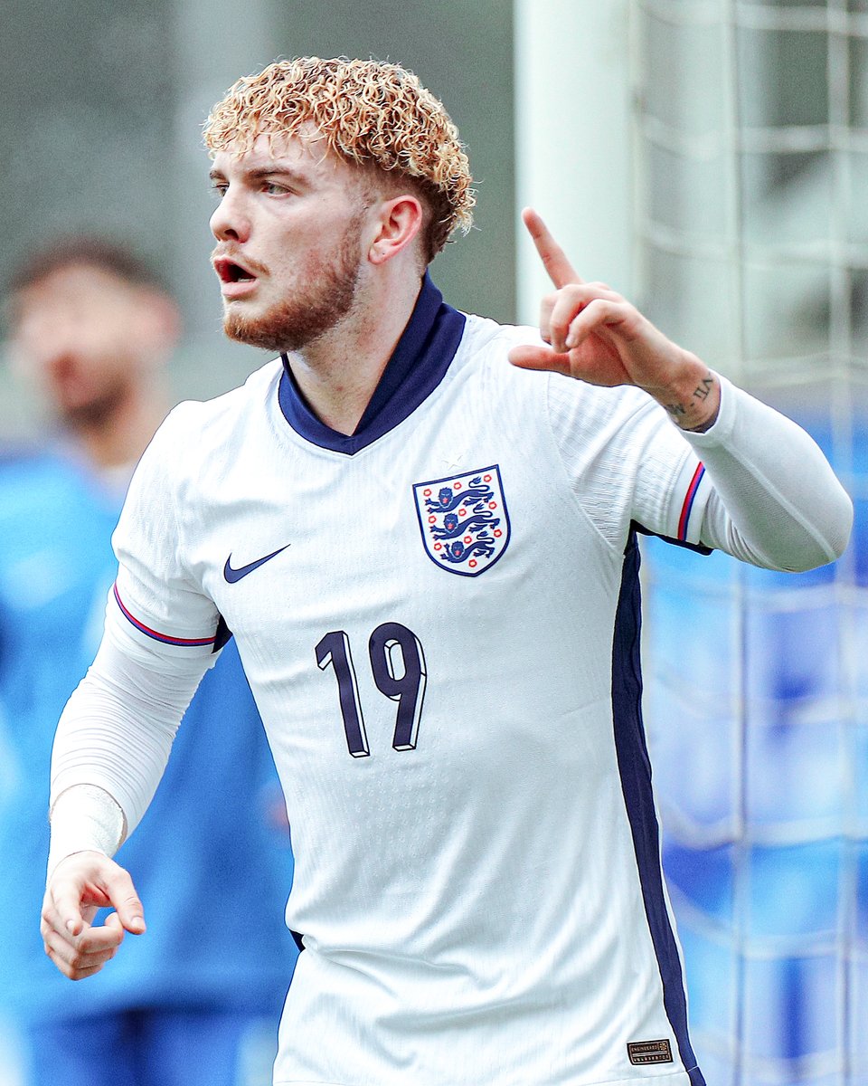 Harvey Elliott scored twice during @England's 5-1 win over Azerbaijan in #U21EURO qualifying ☝️