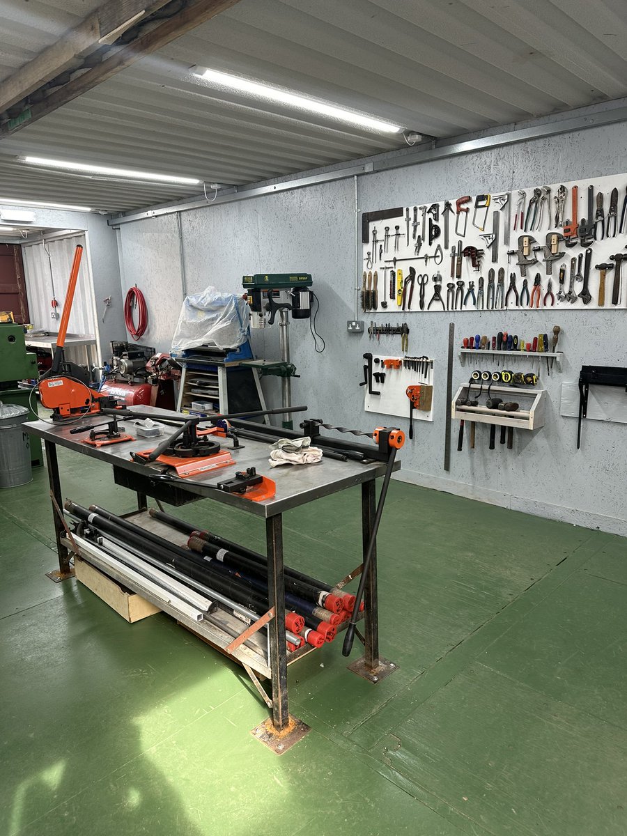 Yesterday, we had an exciting Coffee &amp; Cake morning hosted by the UK Mens Shed Association in Stowmarket joined by other local men’s sheds <a href="/UKMensSheds/">UK Men’s Sheds Association</a> @MultiplySuffolk 🧰☕️