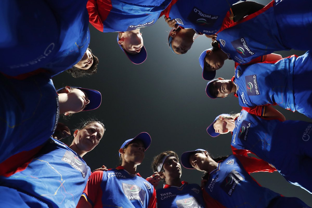 shikhashauny's tweet image. Because having friends is life’s greatest hack! #DCFamily #BlessedWithTheBest #BoodyGoodHumans