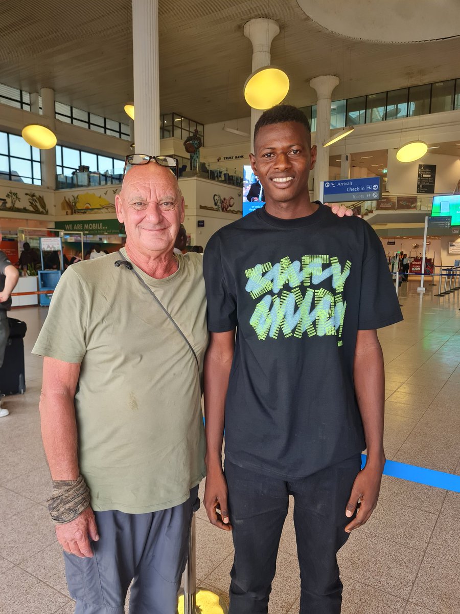 A proud day for all of us @kartongbirdobs as Emmanuel @35_jatta makes his first trip to the UK to work at @SkokholmIsland B.O. and with the @ospreylf . Emmanuel will be working with Ospreys and White-tailed Eagles during part of his 5 months in the UK. Thank you to all who helped