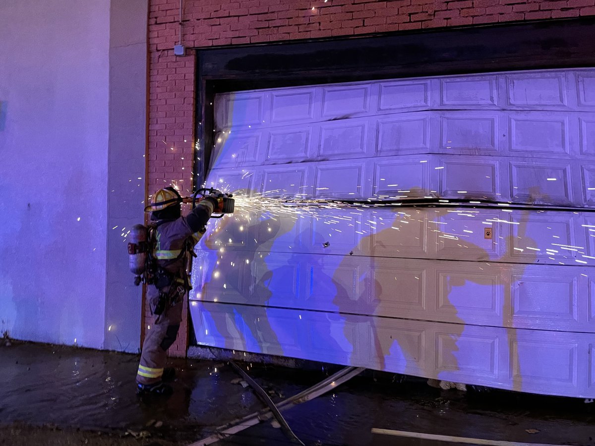 Columbia_Fire tweet media