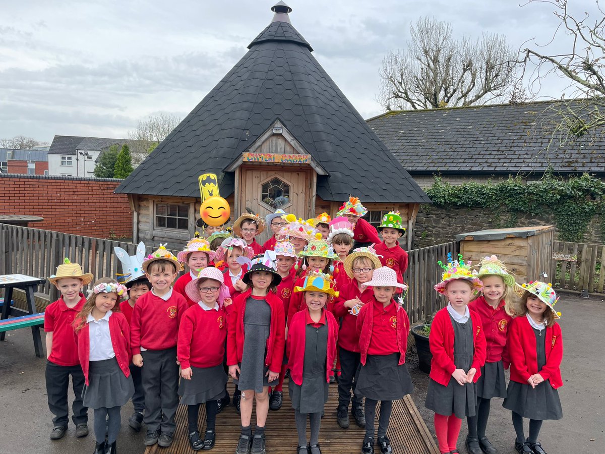 ‘Eggs’traordinary Easter Bonnets in 1SD today! <a href="/llandaffcity/">Llandaff City (inactive account)</a>