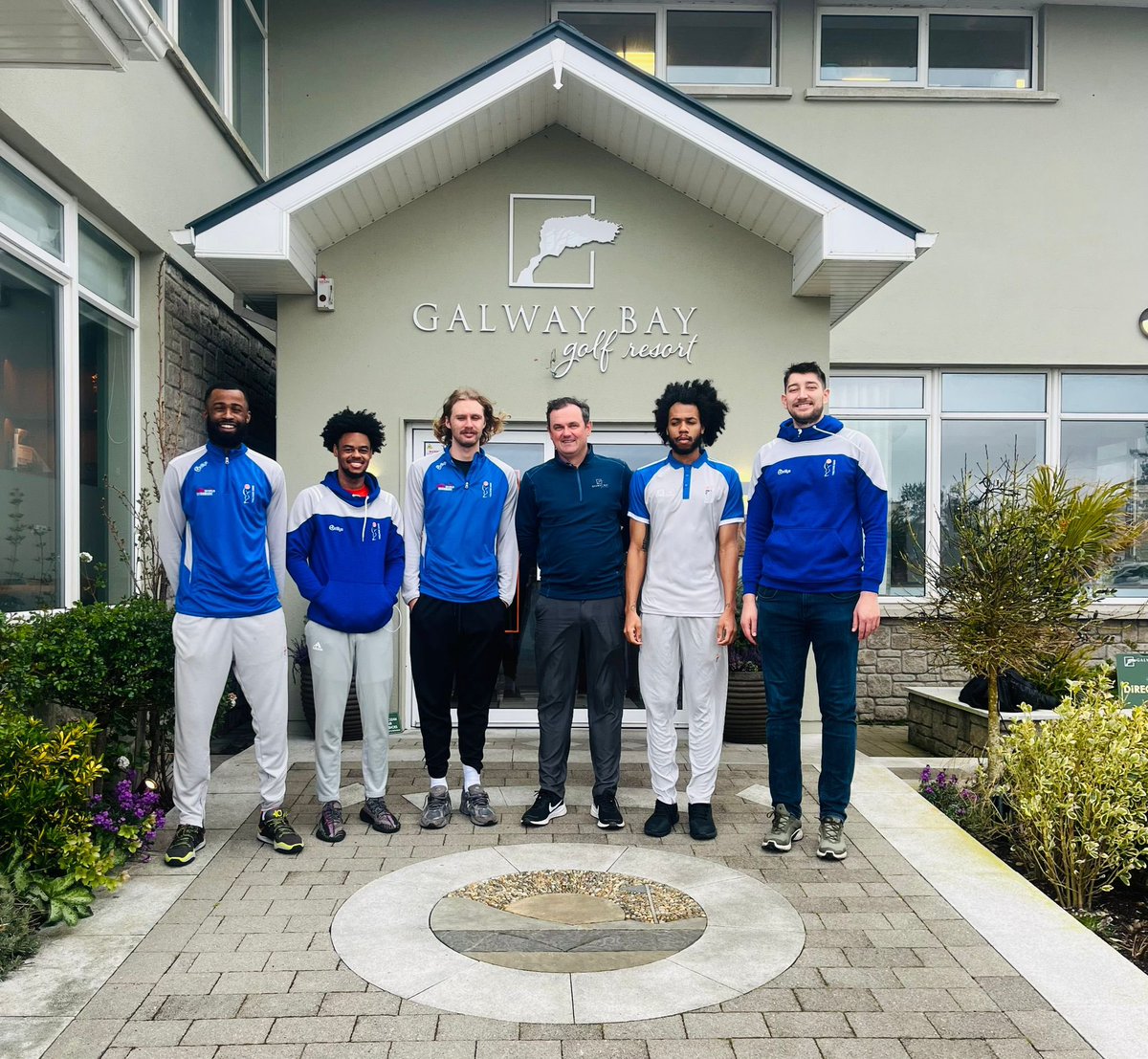 Maree Mens Superleague Basketball (@ugmareebball) on Twitter photo 🏀 Massive thanks Galway Bay Golf Resort for sponsoring our massive home Superleague QF this Saturday in Calasanctius 7pm v Sligo All-Stars! Many thanks for hosting the lads. 🙏
Tickets limited + only available online so don't miss out!: member.clubforce.com/memberships_ca…
<a href="/galwaybaygolf/">Galway Bay Golf</a> 🏀 Massive thanks Galway Bay Golf Resort for sponsoring our massive home Superleague QF this Saturday in Calasanctius 7pm v Sligo All-Stars! Many thanks for hosting the lads. 🙏
Tickets limited + only available online so don't miss out!: member.clubforce.com/memberships_ca…
<a href="/galwaybaygolf/">Galway Bay Golf</a>