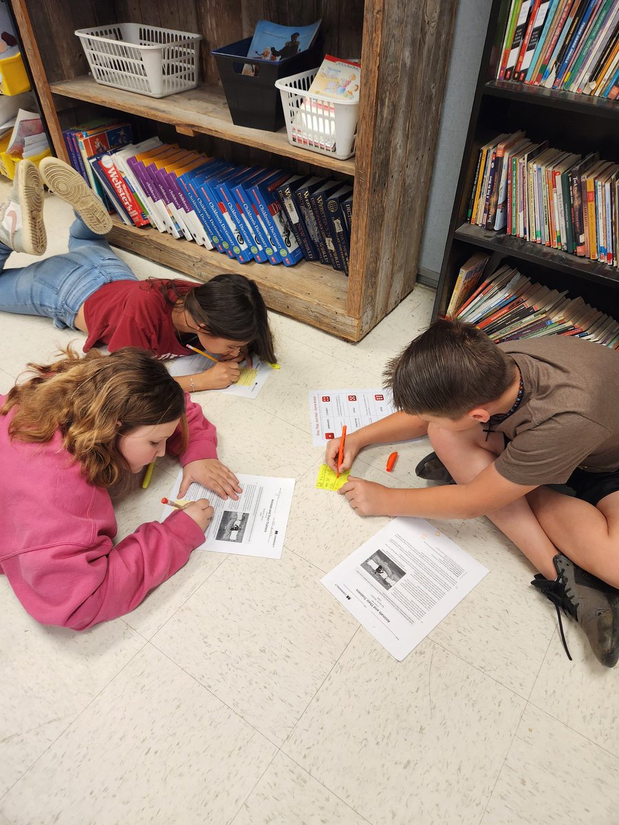 Sylvia Solis Zamora (@zsylvia3) on Twitter photo Stop, Plop, and Roll!!! Love to see my kids loving to read! <a href="/ECISDtweets/">East Central ISD</a> <a href="/OakCrestStinger/">Oak Crest Elementary</a> Stop, Plop, and Roll!!! Love to see my kids loving to read! <a href="/ECISDtweets/">East Central ISD</a> <a href="/OakCrestStinger/">Oak Crest Elementary</a>