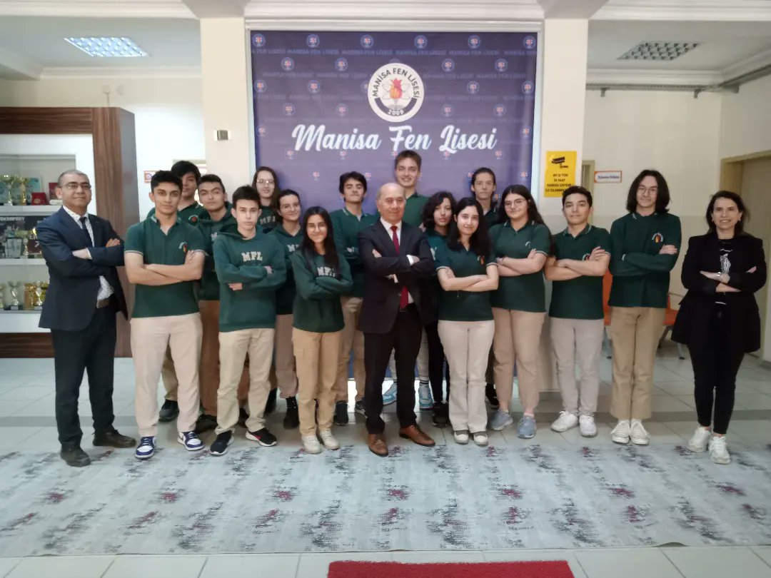 MFL_Resmi's tweet photo. MFL 2024-MSÜ’DE MUHTEŞEM BAŞARI!!!

İLK 1000'DE 15 ÖĞRENCİ 45 DERECE!!!  

ALEYNA AKBAŞ MSÜ TÜRKİYE 54.SÜ !!!

Üstün başarılarından dolayı öğrencilerimizi tebrik ederiz. 
🇹🇷🇹🇷🇹🇷🇹🇷🏆🏆🏆🏆🥇🥇🥇🥇

ŞAMPİYONLARIN OKULU, MANİSA FEN LİSESİ 
WE ARE THE CHAMPIONS

#ManisaFenLisesi https://t.co/8bEx6G59xE