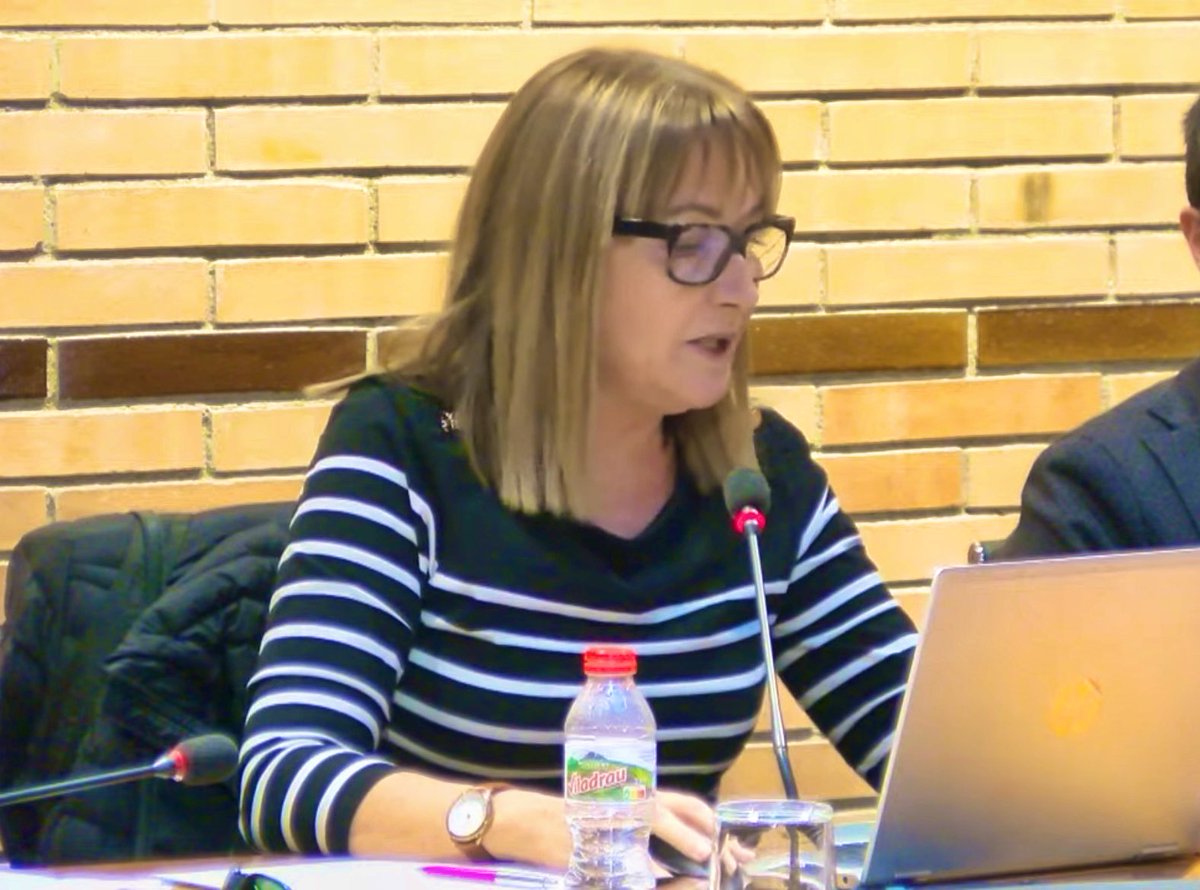 joan90plana's tweet photo. 🏛️ #pleRoses de març! Treballant per la ciutadania de Roses i defensant el projecte de vila sostenible, orgullosa i moderna que representem. 

Sempre amb pas ferm i il·lusió! 💪 https://t.co/GqxLNAZtVl