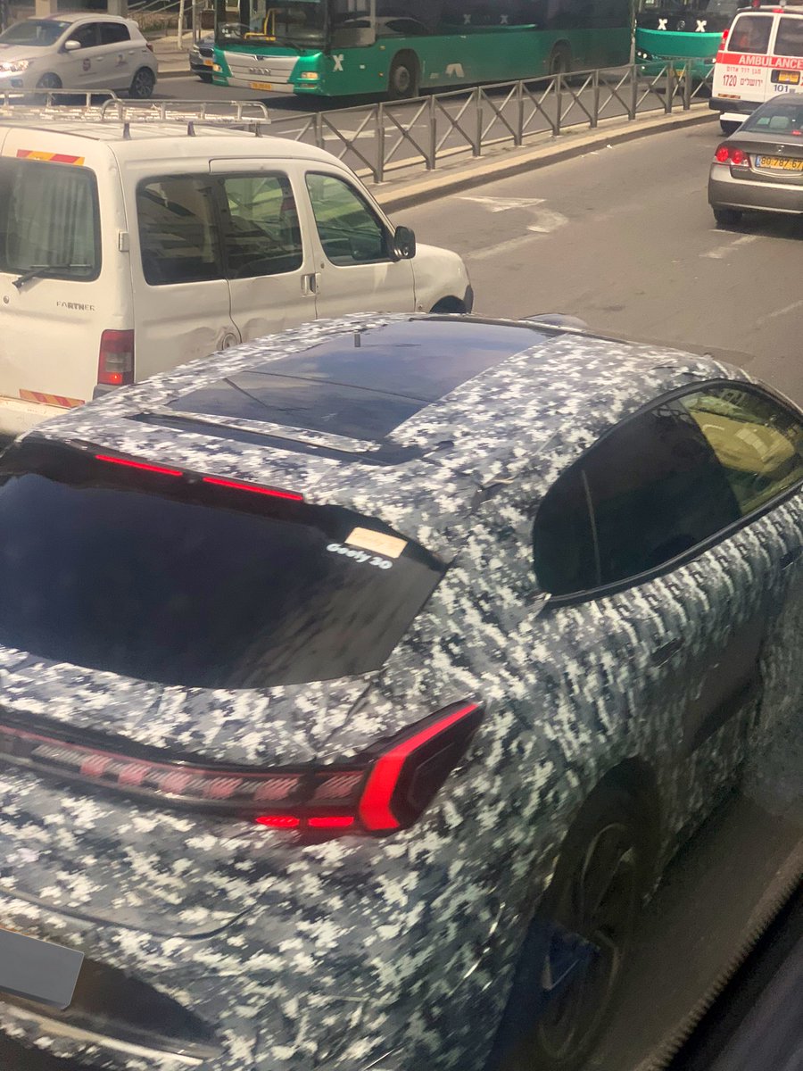 sage_pickle's tweet photo. Irl GTA car https://t.co/UwOAGabXIb