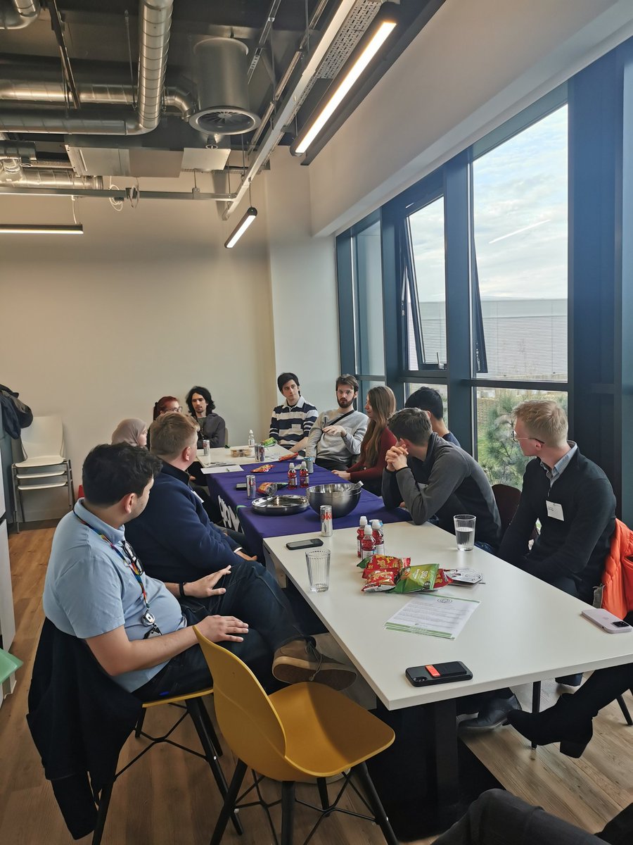 Laura Bouvet tweet media