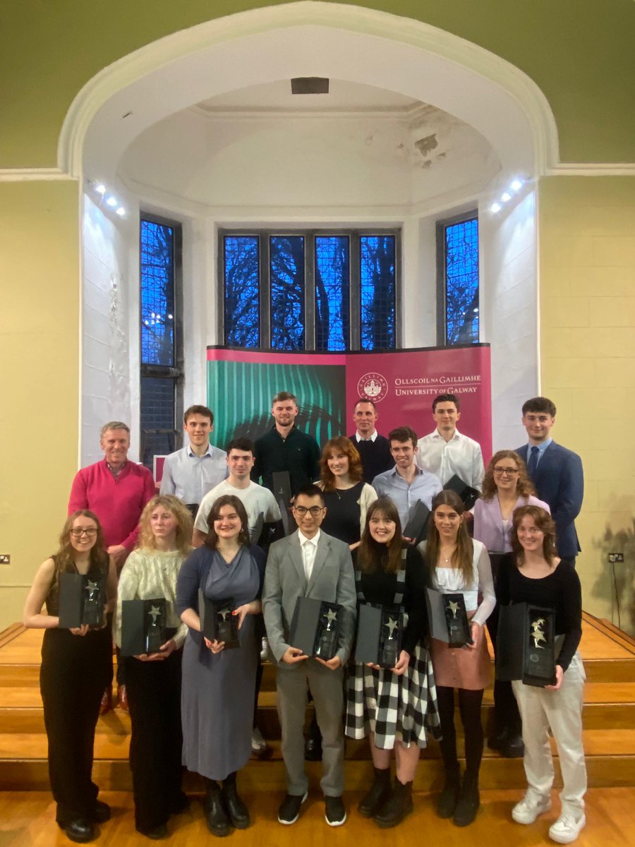 Introducing the @uniofgalway sports award winners for 2023/24. A fantastic group of athletes, leaders and coaches. It was great to be able to recognise their successes on and off the field of play. @unigalwaysport @Galwaybayfmnews @StudentSportIrl