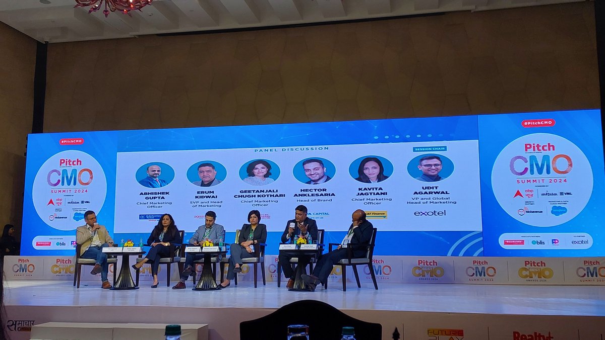 salesmethodz's tweet photo. 🌟 Reflecting on an enlightening day at the Pitch CMO Summit 2024!🚀
Yesterday was a whirlwind of inspiration and insights at the Pitch CMO Summit 2024. It was amazing listening to some of the industry's most esteemed leaders in marketing and branding😍

#PitchCMO #salesmethodz https://t.co/zC8DiqJvdx