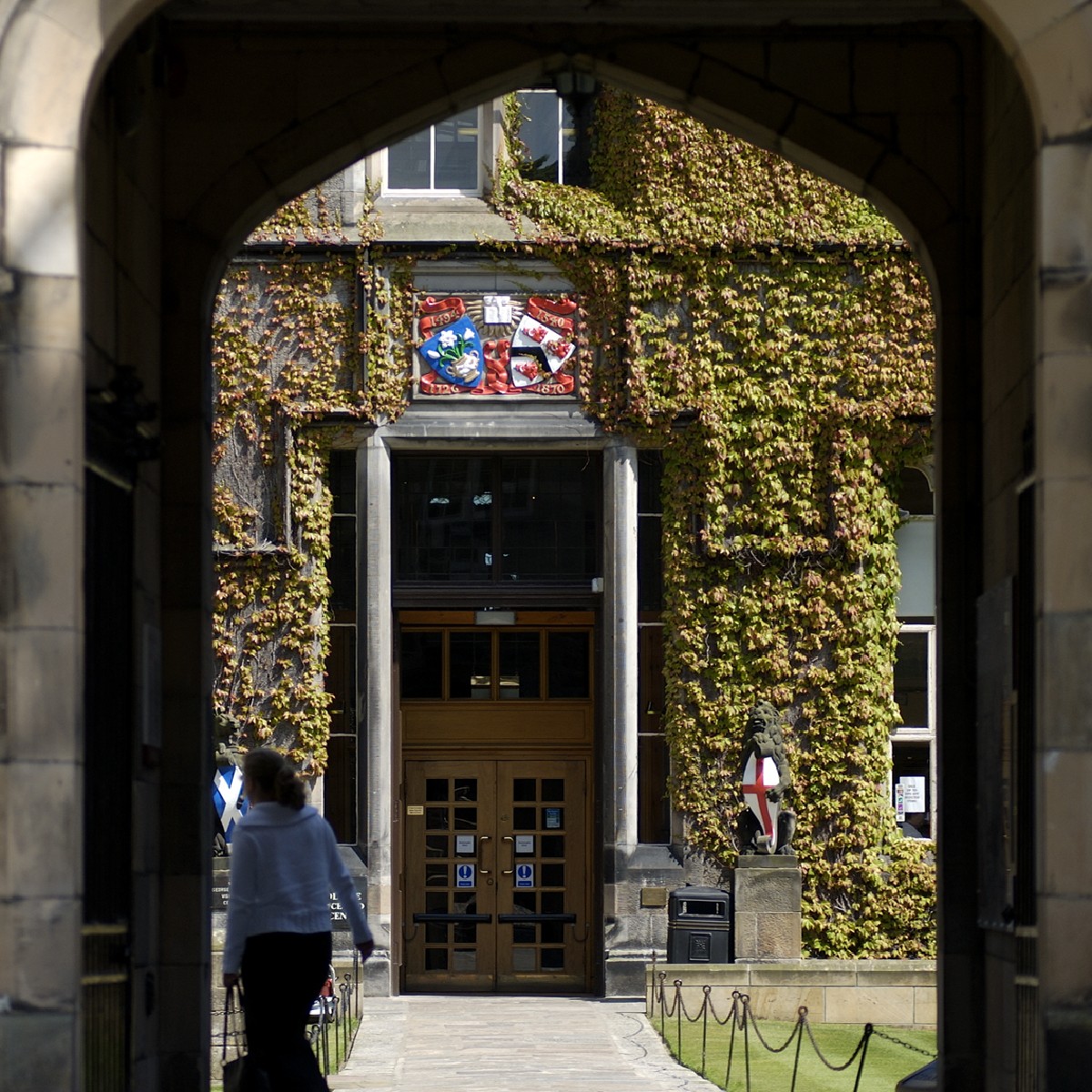StudentLifeUoA's tweet photo. Excel in your online tests and exams with Student Learning Service workshops! 

Ranging from academic writing, maths skills, and study strategies, you can explore SLS workshops through the course booking system or the student event website >> https://t.co/N0QmnzgpJd https://t.co/FIx3AE2I6H