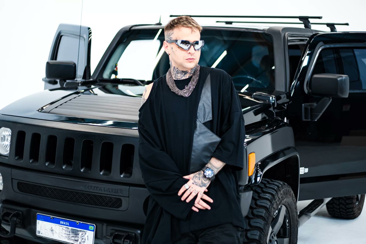 🚨 Don Toliver tem música gravada com o produtor brasileiro Long Beatz com participação de outro rapper de sucesso do país

A faixa foi gravadora durante a vinda do artista norte-americano ao Brasil para o show no festival Cena 2k23 em São Paulo, revela o produtor no Instagram.