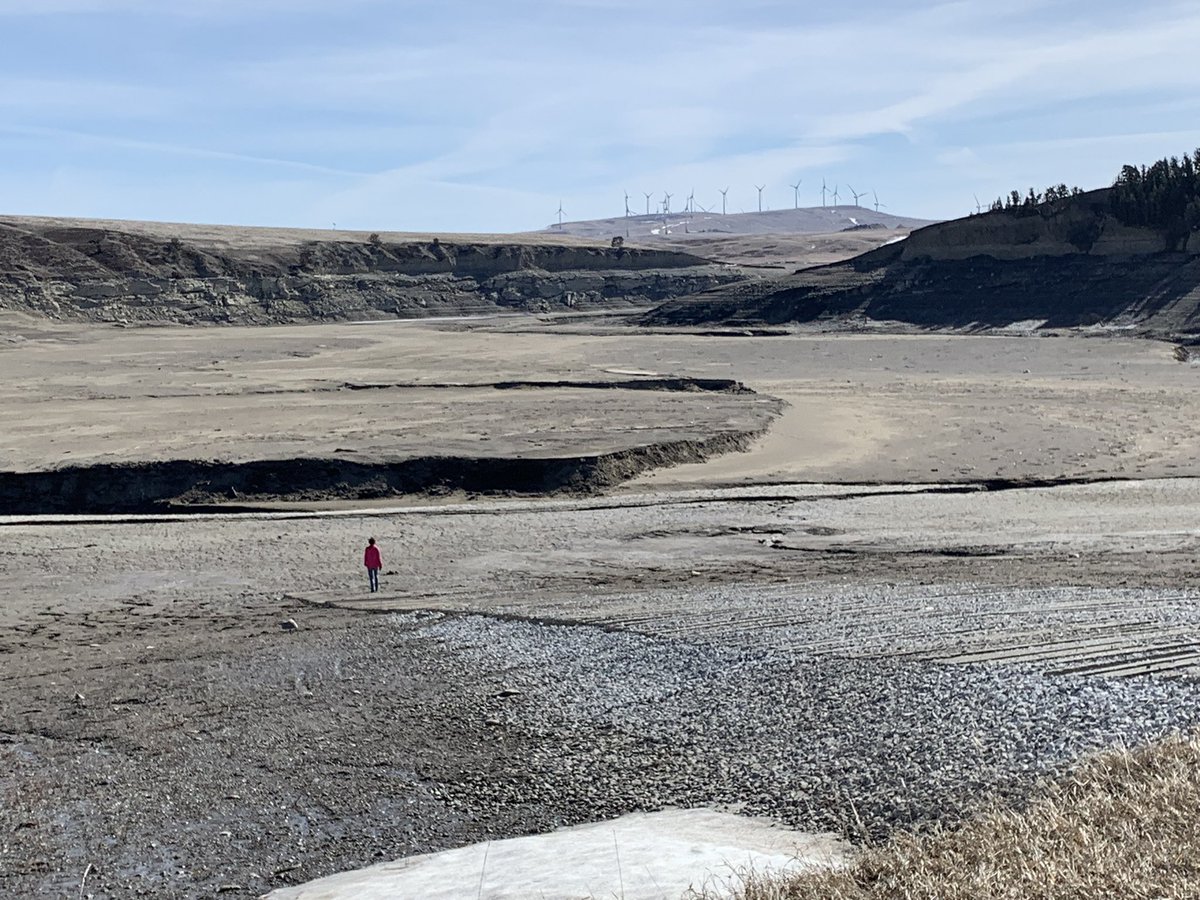 jvipondmd's tweet photo. On #worldwaterday, I want to thank the @ABWilderness for their adventure last week to the Oldman Dam, to discuss what failure looks like. Sometimes engineering can’t save us. We need nature. 
Don’t clearcut the headwaters. 
Don’t dam our rivers.
1/2 https://t.co/Ejd7vsVFmR