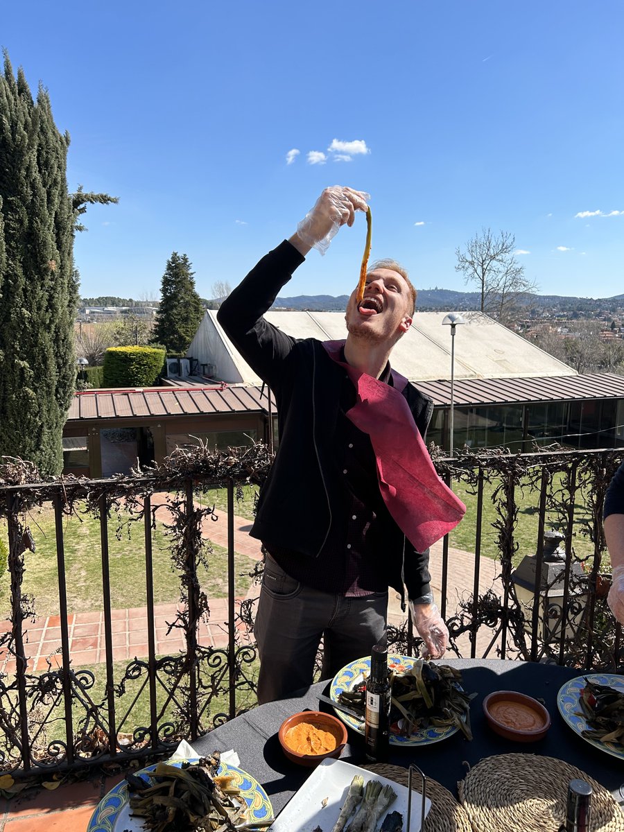OMP_supplychain's tweet photo. π€© Our Spanish team had a blast at the calΓ§otada cooking workshop. They learned new culinary skills and enjoyed delicious food together.
Want to join this enthusiastic bunch? Check out all our jobs on https://t.co/GgwP4nrbkJ.
#LifeatOMP #teambuilding #teamevent https://t.co/E64DRKFyx0