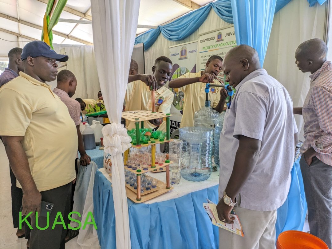 KUASAWEB's tweet photo. Day2 at NCHE exhibition where faculty of Agriculture Team is being led Dr.KABUGO STEPHEN who is also the patron of kyambogo University Agriculture students association at kyambogo university team at large!VIVA kyambogo VIVA @aBiDevtFinance @DailyMonitor @EliKatunguka https://t.co/PvuXutp5BL
