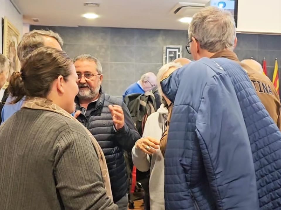 ¡Estamos muy felices de celebrar el segundo Plenario Vecinal de la historia de Castelldefels!✌️☺️

Nos encanta poder escuchar a l@s representantes de cada barrio, compartir ideas y poderlas comentar para poder participar verdaderamente cómo nunca se había realizado. Consideramos