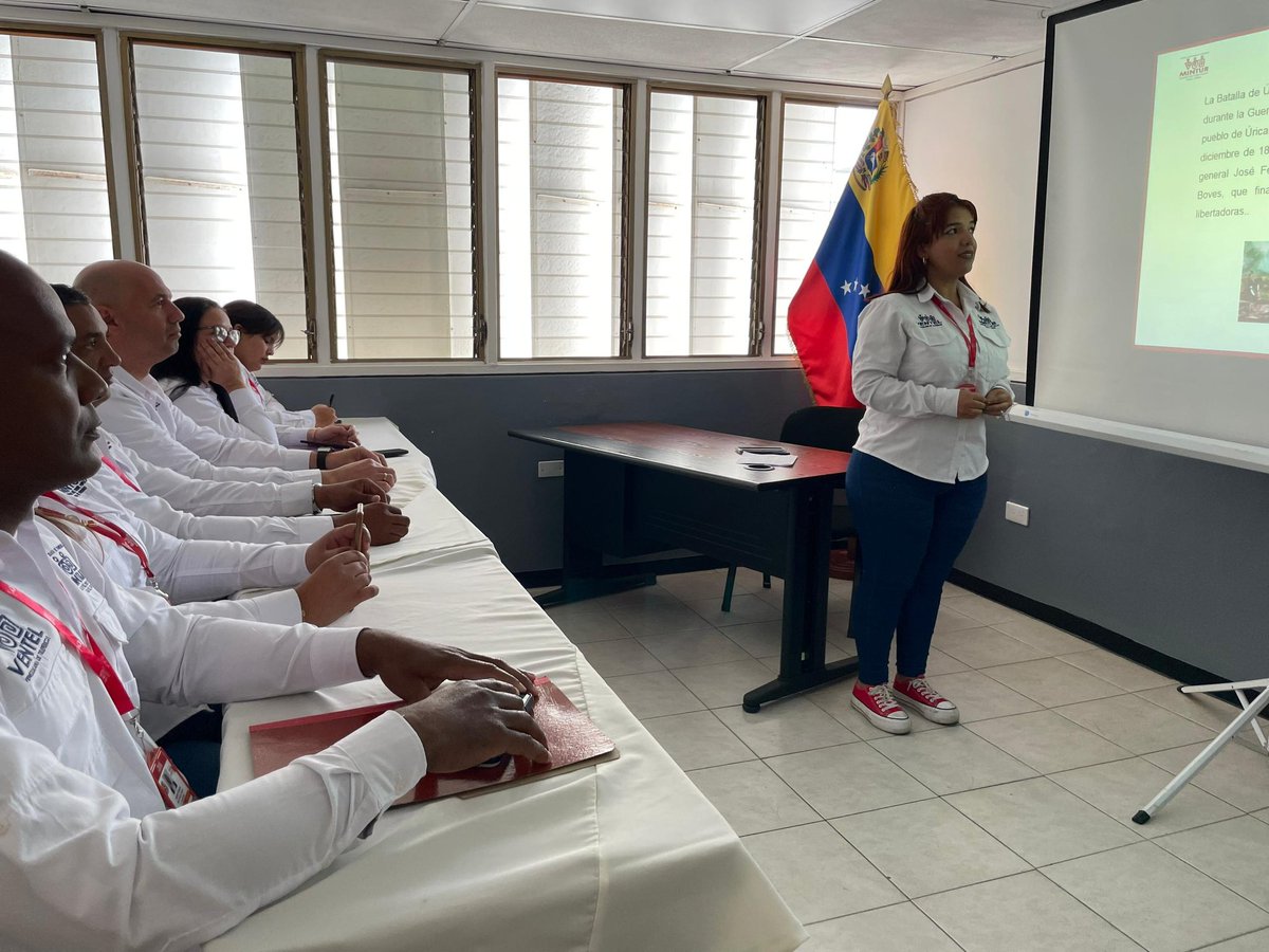 venteloficial's tweet photo. Hoy #22Mar continuando con el cumplimiento de las 7 transformaciones, realizamos un conversatorio sobre la Batalla de #Urica por parte de la Abg. Josbell Jota, jefa de la Unidad de Dictámenes y Opiniones de Consultoría Jurídica.
#ConstruyendoPatria
@victorcrepano
@Minturvzla https://t.co/8vDh0yw9kj