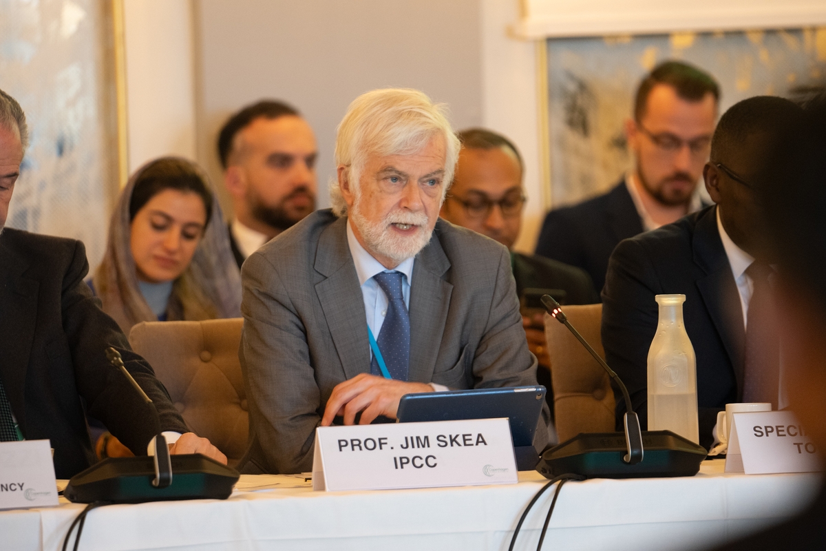 “If we do not act now, we close the option of limiting warming to 1.5°C as we will have used up the carbon budget by the end of this decade, even with the current set of nationally determined contributions.” - @JimSkeaIPCC #CopenhagenClimateMinisterial 🔗bit.ly/ChairCCC