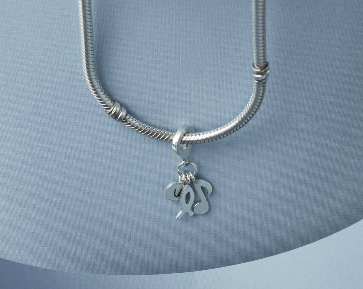 pml_metalsmith's tweet photo. Special charm 
#Joyeria #Pulsera #Moda #Accesorios #Estilo #Elegancia #Trendy #Fashionista #LookDelDia #InspiracionDeModa #EstiloPersonal #DetallesDeModa #Chic #Joyas #Complementos #Diseño #Arte #Minimalismo #Elegante #Creatividad #HechoAMano #EstiloUnico #AccesoriosDeModa https://t.co/6PL4shUmXw