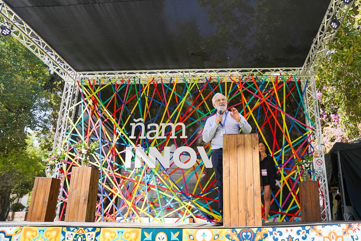 INDAP_Chile's tweet photo. A partir de hoy y hasta el domingo 24 de marzo ven al Parque Santa Rosa de Apoquindo, vive el Festival #Ñam2024 y disfruta de los mejores productos de la Agricultura Familiar Campesina e Indígena. Todos los detalles aquí 👉🏼 https://t.co/aNELe3eLxi https://t.co/2sLpWLmXTW