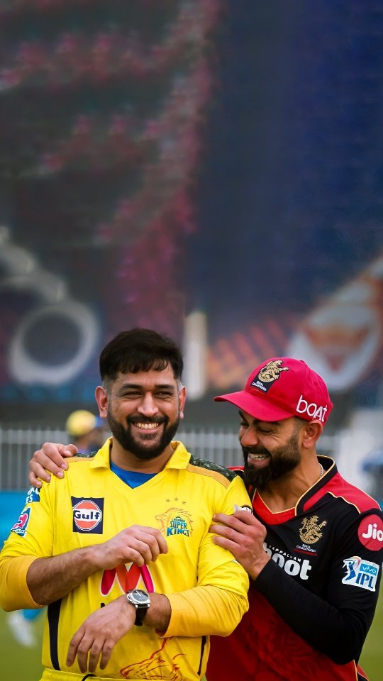Afridhvj's tweet photo. This duo's last match may be 💔.we gonna miss you guys #Dhoni
And #virat #IPLonJioCinema #CSKvsRCB #TATAIPL2024 #IPLOpeningCeremony #Mahirat #IPL2024live #ipl2024updates  #Thala #ViratKohli𓃵 https://t.co/ZTrHNmAmSZ