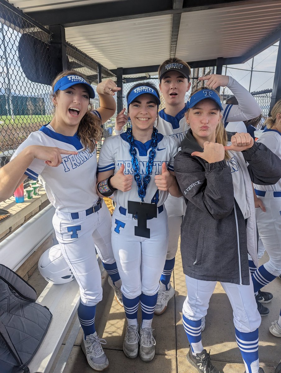 Trinity Softball tweet media