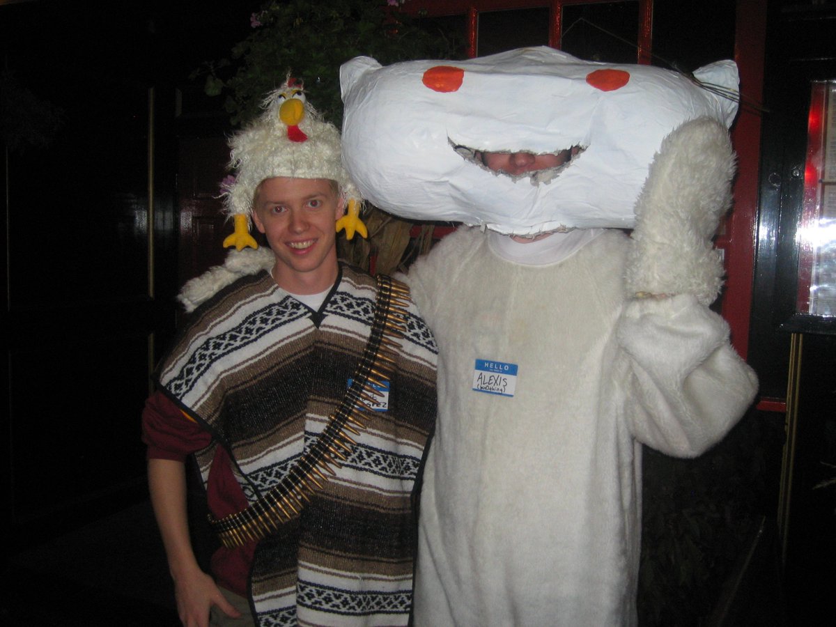 alexisohanian's tweet photo. This photo makes me smile for some reason. It's like — how it started : how it's going