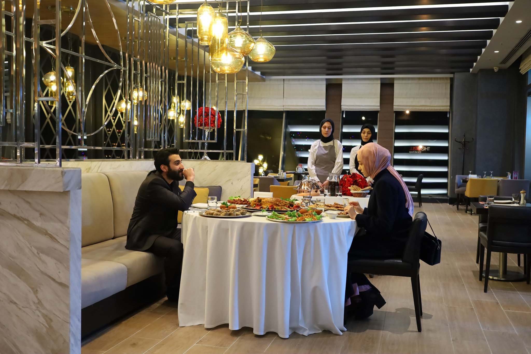 GJSLUItW4AA_X16?format=jpg&name=large