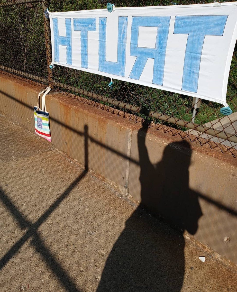 LeahMickeyD17's tweet photo. #VeronicaFriday
#ThePeoplesBridge
#VeronicaWolski
๐บ๐ธ ๐ฆ
โค๏ธ ๐ค ๐ ๐ฆ
๐บ๐ธ https://t.co/qiQjbBV2uU