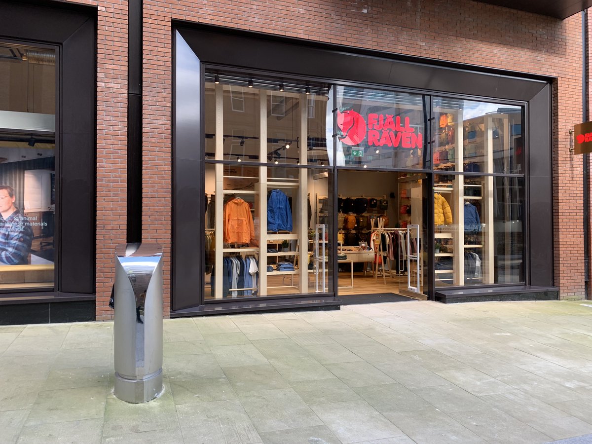 Welcome to #Sheffield Fjällräven! 💗 The brand new Fjällräven store opened this morning 🦊 Head down to Charles Street to see Sheffield's newest resident. It looks fantastic! ✨