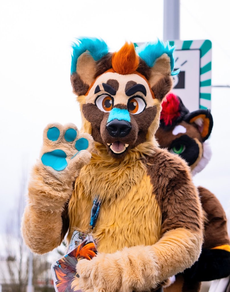 ░ H ░ Y ░ E ░ N ░ A ░ S ░ I ░ N ░ B ░ I ░ O ░

🧵: <a href="/KilcodoCostumes/">Kilcodo! 🐾💛</a>
📸: <a href="/herelieshashtag/">Jesse Snow</a>
#FursuitFriday #furry #furryfandom #fursuit