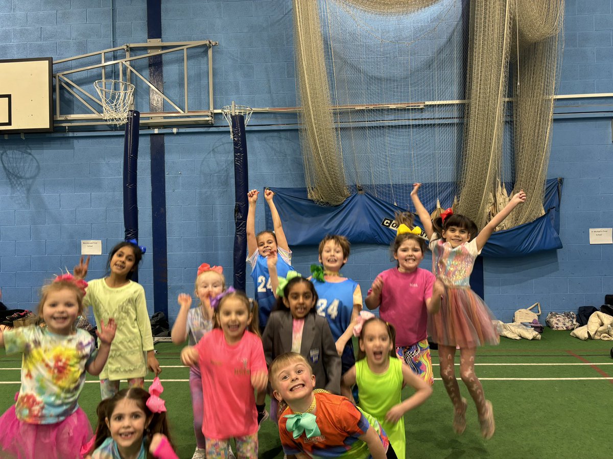 SGSYear1's tweet photo. Huge well done to all of the dancers yesterday at the dance show! We are super proud of everyone! 
Here are the KS1 dancers, who did a brilliant job. ✨🪩

#SGSDifference #SGSExcellence #SGSCreativity https://t.co/RjfsHxI3Vu