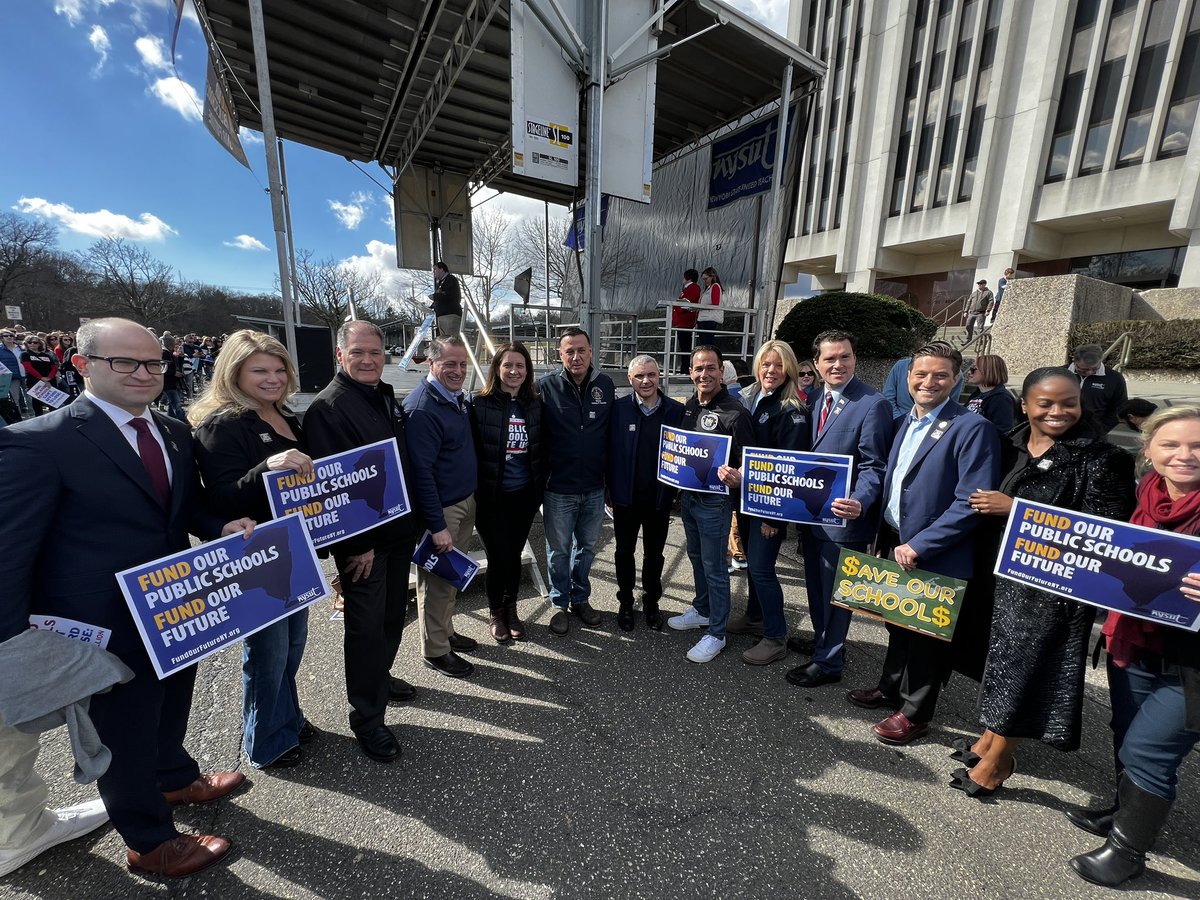 From Western New York all the way over and down to Long Island, NYSUT has been joined by legislators from both sides of the aisle in our fight to get our schools the funding they’ve been promised (1/2)