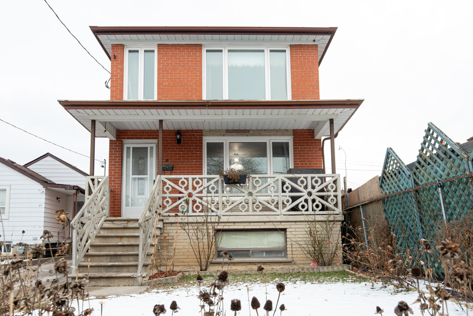 35 Medford Ave, SOLD!!! 

#CochraneCountry #Toronto #Scarborough #RealEstate #remaxhallmark