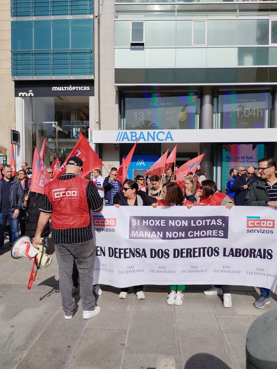 Ivan_CordeiroFN's tweet photo. Manifestación #DXCStrike #DXCHuelga en A Coruña. ¡La plantilla de @DXCTechnology salió por las calles de A Coruña a manifestarse por la recuperación del poder adquisitivo perdido!
@c_center_ccoo @CCOOenDXC @serviciosccoo @ServizosCCOO @ChemaMartinez63 https://t.co/ZkGAVBC6jk