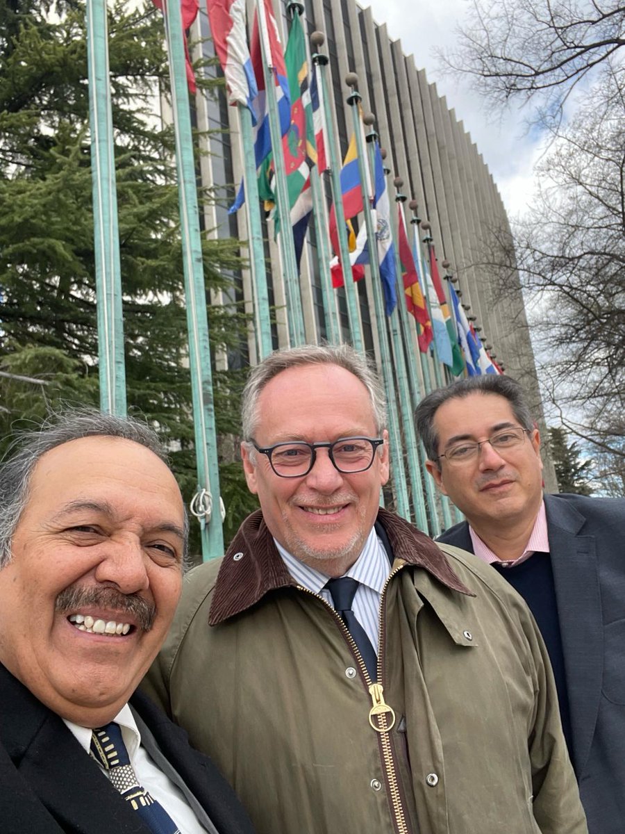 Thank you, my friends, Ciro Ugarte and Celso Bambaren for the great meetings at @pahowho w/ the regional director and senior management and @pahowho Representatives of 🇧🇷, 🇵🇦, 🇨🇱 and 🇲🇽. Productive discussion w/ @USAID & @StateDept Bureau of Population, Refugees and Migration.