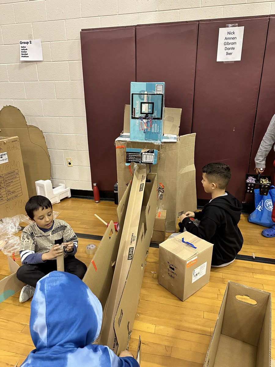 Angie Fish tweet media