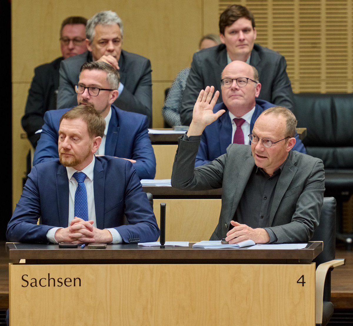 Gruen_WGuenther's tweet photo. Der Ministerpräsident hat heute im #Bundesrat bei der Abstimmung zum #Cannabisgesetz unseren Koalitionsvertrag verletzt. Darüber werden wir im Koalitionsausschuss am Dienstag zu sprechen haben. Die CDU steht nicht mehr für Vertragstreue. #CanG 1/3 https://t.co/u7EZ3SZgQh