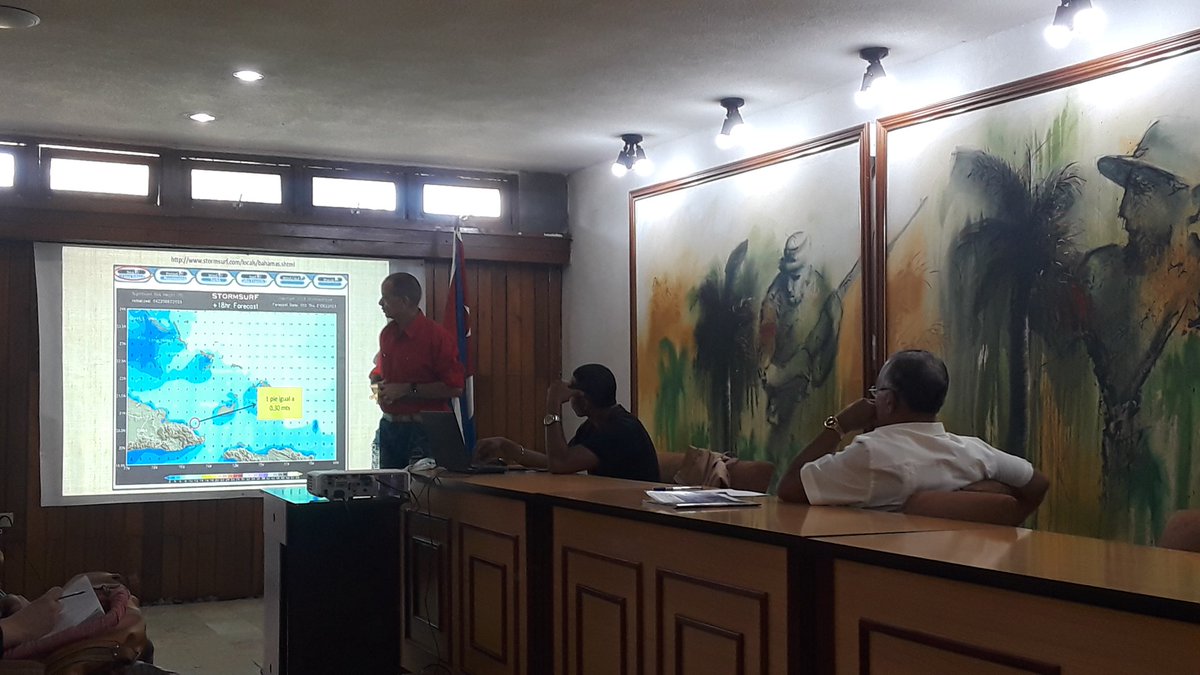 CMP95040507's tweet photo. Momentos de la jornada científica en que los especialistas del centro Meteorológico Provincial Guantánamo, presentan logros del trabajo realizado todo el año. https://t.co/mjtv2jbEm6