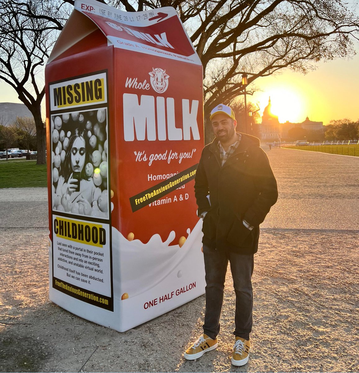 Now standing on the national mall, today and tomorrow, Dave Cicirelli.
#freetheanxiousgeneration