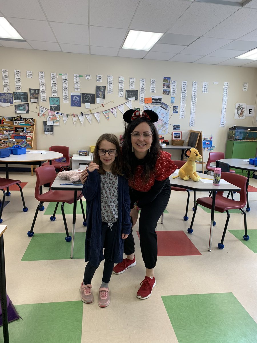 Miss Smith tweet media