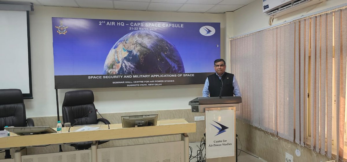 Director ISpA, @KRANTII01 spoke on the engagement of the Indian Space Industry with Defence Services during the 2nd Air HQ - CAPS Space capsule organised at @CAPS_INDIA, New Delhi.