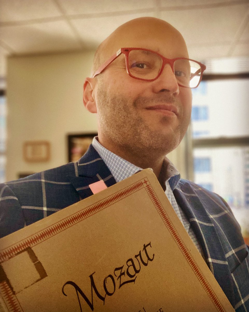EnriqueMazzola's tweet photo. So thrilled for this evening concert at @LyricOpera: a #Mozart evening with the famous #Requiem and the rarely performed #Thamos King of Egypt.
A true celebration of our @LyrOperaSA and @Chi_Lyric_Orch and a magnificent quartet of singers!
UNMISSABLE!
#wolfgangamadeusmozart https://t.co/ER0CCXIcHe