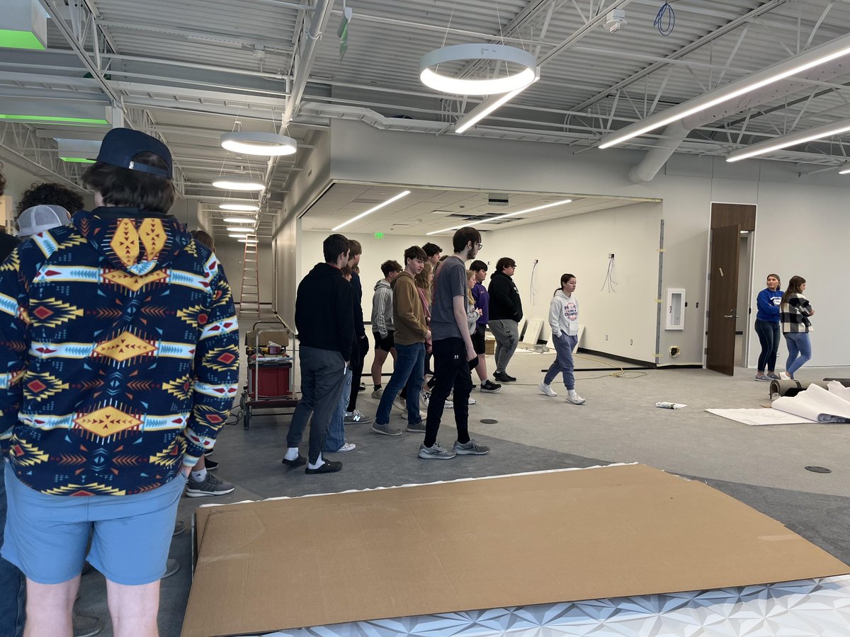 SPwildcatsne's tweet photo. Students in Ms. Holdsworth's Marketing Class and Mr. Lindsay's Construction class were able to tour the new wellness center today. They also had the opportunity to ask questions about the project with HCMC representatives and the BD Construction site superintendent. #WeAreStPaul https://t.co/oni6ZsK49n