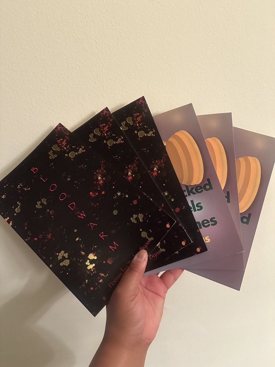 Have to head to the post office today to send some things out. If anyone would like a personalized copy of BLOODWARM ($15, shipping incl.) or I DONE CLICKED MY HEELS THREE TIMES ($22 shipping incl.), lemme know! ❤️