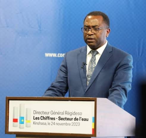 Selon le DG de la Regideso, l'eau qui coule au robinet est plus propre que l'eau vendue dans des bouteilles ! Êtes vous d'accord ?
#Twitter #regideso #Kinshasa