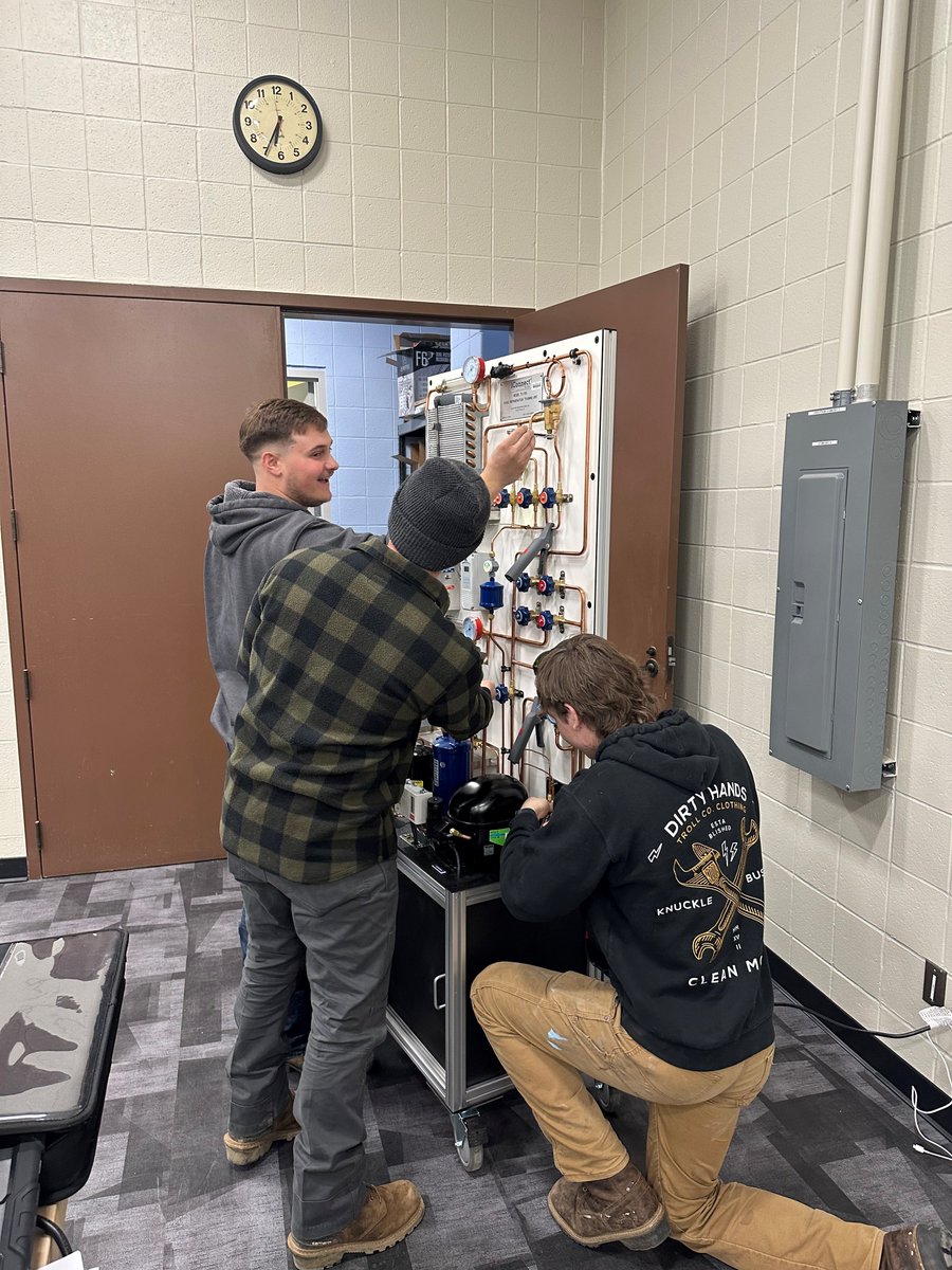 ChristaAPalmer's tweet photo. 🌟 Exciting News Alert! 🌟
The BEST Center is thrilled to share that students have completed a comprehensive Air Conditioning and Refrigeration class! 🎓💨 

hashtag#HVAC hashtag#LearningJourney hashtag#NewSkills hashtag#AirConditioning hashtag#Refrigeration hashtag#CareerGrowth https://t.co/EGbXUYy3Tp