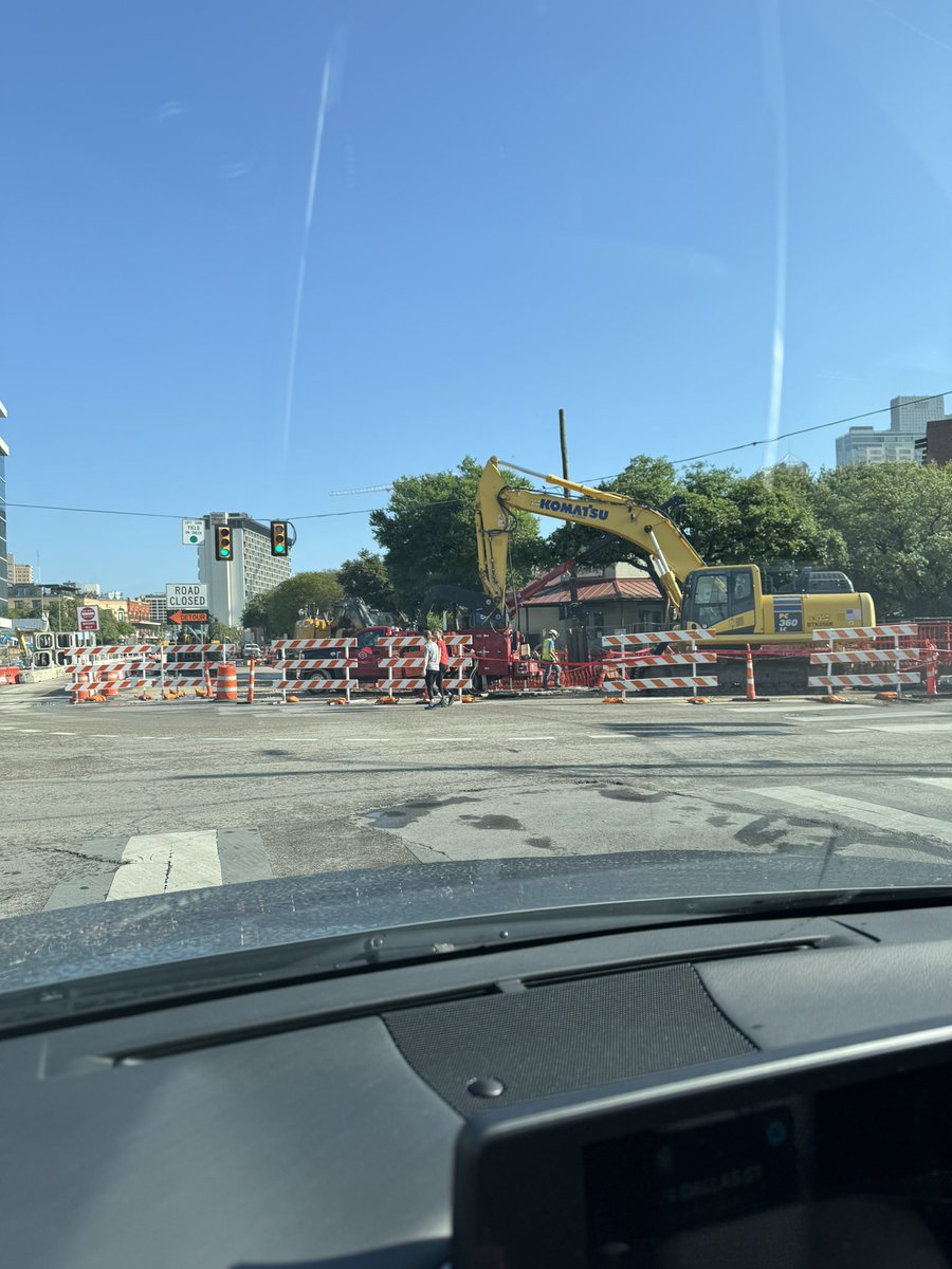 notorious_jod's tweet image. This project was initially supposed to close at S. Alamo in Oct. They didn’t know where the pipes were. Turns out the were directly in front of Dough. Supposed to be a ten week project. We’re now in March. This is dangerous. We need real solutions from @SAPublicWorks